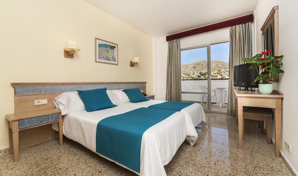 Globales Simar Hotel Cala San Vicente  Exterior photo