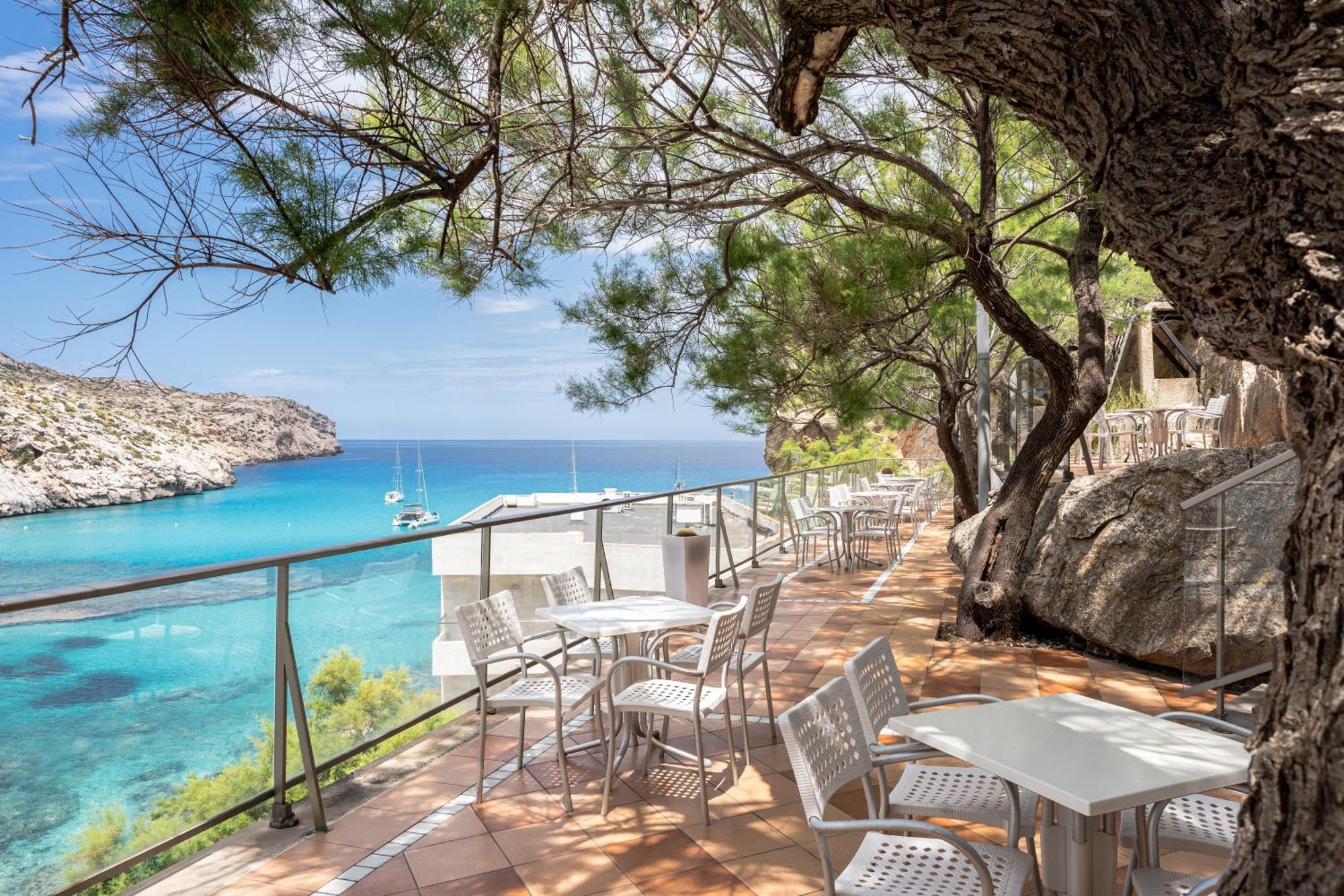 Globales Simar Hotel Cala San Vicente  Exterior photo