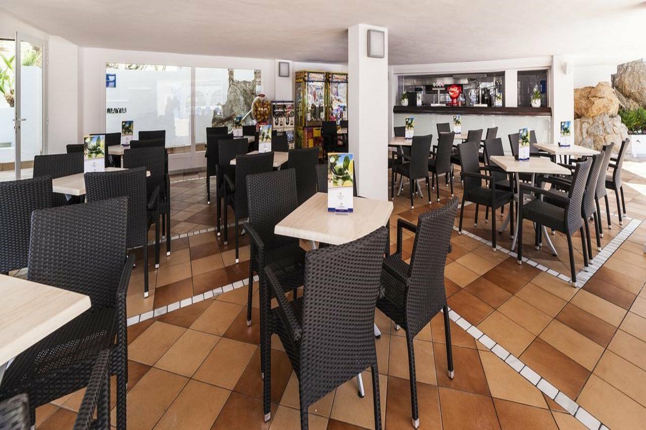 Globales Simar Hotel Cala San Vicente  Exterior photo